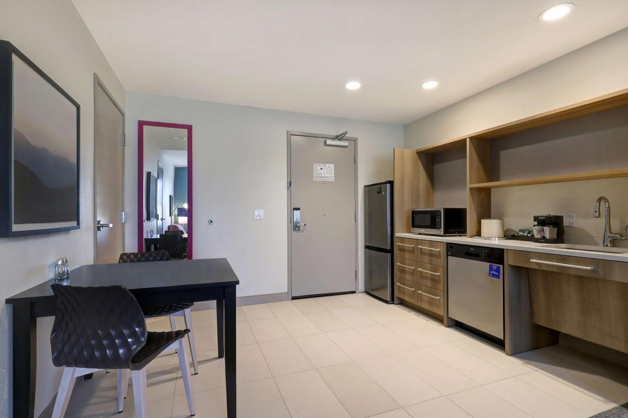Home2 Suites By Hilton Turlock, Ca Экстерьер фото